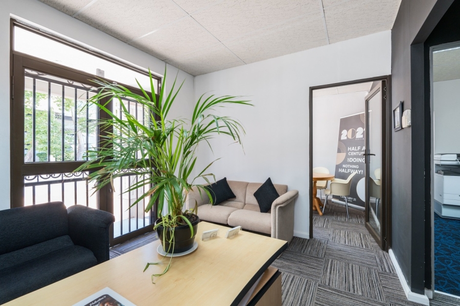To Let commercial Property for Rent in Claremont Western Cape